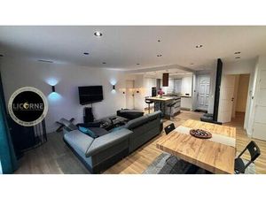 Maison à Gignac-la-Nerthe avec terrasse  piscine et garage