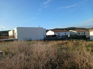REF-ROCHE- 5min CARCASSONNE - Terrain constructible 513m²