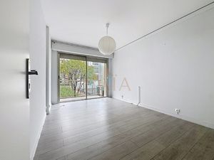 CANNES BANANE BEAU 2P A LOUER VIDE PARKING BALCON