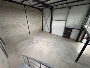 Local d'activité Riorges 200 m2