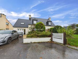 Maison Edern 6 pièce(s) 130 m2