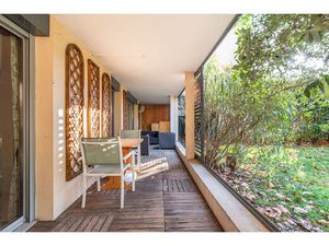 Appartement 4 pièces - 2ème étage - 102.35 m2 - terrasse et jardin