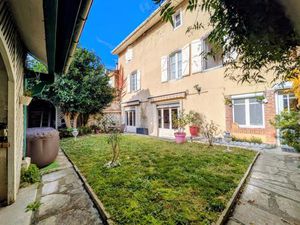 Belle maison de ville