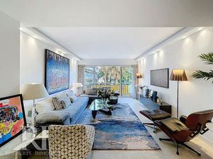 Cannes 3p de 74m2 avec jardin de 200m2 et garage