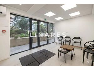 Espace Santé 342 - Cabinet médical de 14 m² - 83270 Saint-Cyr-sur-Mer