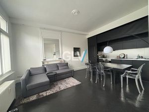 à louer Appartement 41 97 m² – 881 € |Lille