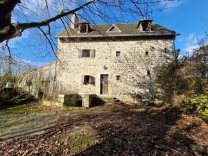 Vente maison 10 pièces 300 m² Montluçon (03100)