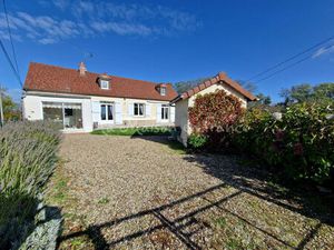 Vente maison 7 pièces 160 m² Saint-Pourçain-sur-Sioule (03500)