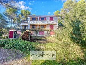 Antibes - Vue Mer - Villa 9/10 Pieces De 200M² Avec Terrain De 1 Hectare Au Calm Absolu