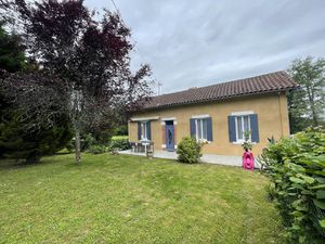 Maison de campagne proche de Montréal du Gers