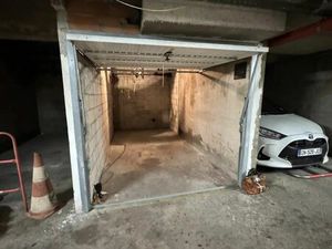 Vente garage 11 m² Nice (06000)