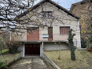 Maison familiale avec travaux  garage et jardin