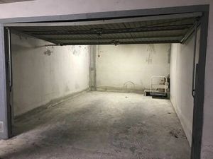 Location garage 12 m² à Cannes (06400)