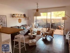 Appartement à louer 2 pièces 46 m² - Éguilles (13) - 792€