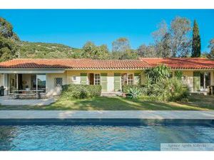 Bas Rayol Canadel Proche Du Mythique Hotel Bailli De Suffren