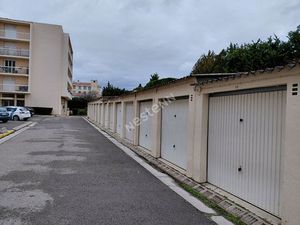 GARAGE/ BOX FERME SECTEUR NORD RESIDENCE LE GAIS LOGIS
