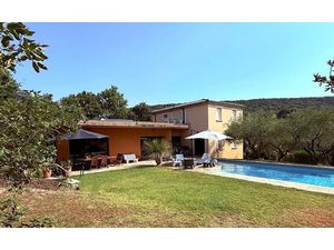 Maison 5 pièces - 200 m²