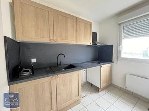 Appartement à louer 3 pièces 60.57 m² - Vierzon (18) - 555€