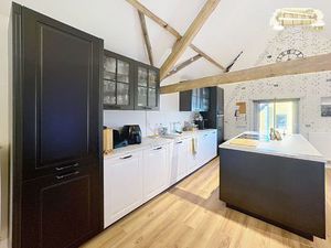 Prachtig gerenoveerd centraal gelegen pand te Malle