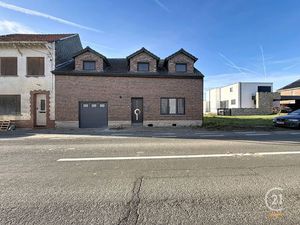 Instapklare halfopen bebouwing