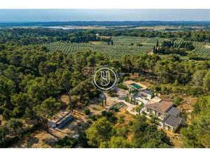 Villa de luxe à vendre à Saint-Rémy-de-Provence : 3 960 000€ | 205m²