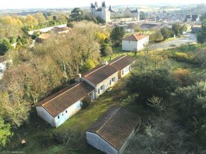 Maison de Plain-Pied de 3 Chambres dans le Pittoresque Village de Verteuil-sur-Charente