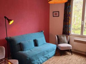 Location appartement 2 pièces 80 m² à Cassaniouze (15340)