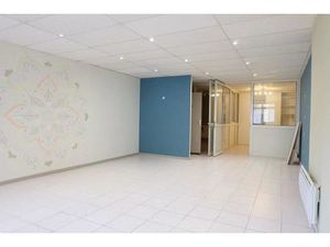 Location commerce 3 pièces 64 m² à Aubagne (13400)