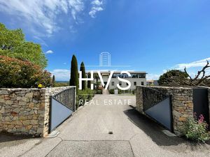 Location Local Professionnel 58m²