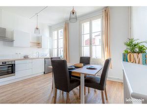 Plein centre - Appt T2 meublé de 38 m2 au 1er étage