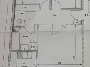 • T3 meublé 63 m² entièrement refait à neuf – Grand balcon & parking – Hyères