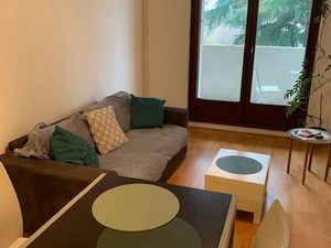 LA MOTTE SERVOLEX (73290) T2 meublé de 37 m2  balcon  résidentiel  parc verdoyant  cave. P