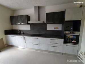 Raon centre bel appartement F3 rénové de 58m2 au 3eme et dernier étage