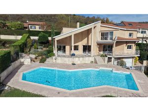 Maison T8 près de COURNON D AUVERGNE à vendre