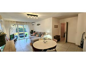 Location Appartement 3 pièces 56m² LE LUC 83340