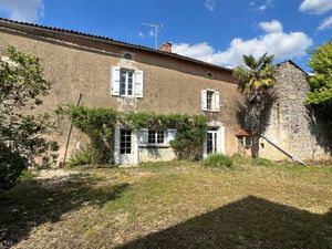Vente maison 6 pièces 184 m² Brettes (16240)