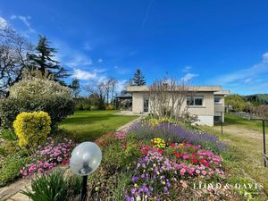 Maison d'architecte T5 avec sous-sol intégral