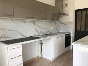 Résidence sécurisée - ascenseur - place de parking