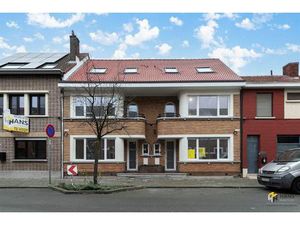 Appartement te koop in Ekeren met 1 slaapkamer