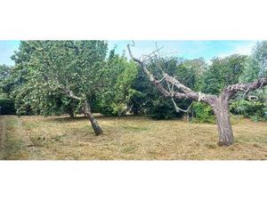 Terrain à bâtir à Montpon-Ménestérol (24700)