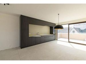 Gelijkvloers appartement te koop in Sleidinge