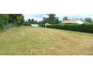 Vente terrain 1368 m² Ménesplet (24700)