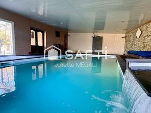 Vente maison 10 pièces 385 m² Villefranche-de-Lonchat (24610)