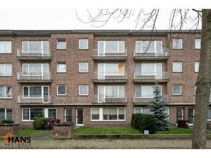 Ruim appartement met garagebox