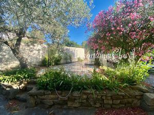 Vente maison 5 pièces 106 m² Saint-Privat-des-Vieux (30340)