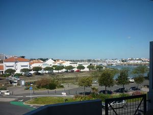 Location appartement 1 pièce  26.85m²  Saint