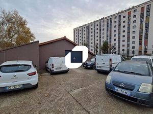 Vente Entrepôt L Hay Les Roses 94240