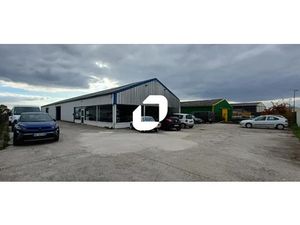 Location Local d'activités Breval 78980