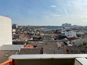 Location appartement 1 pièce 19 m² à Bordeaux (33000)