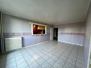 Vente appartement 4 pièces 73 m² Saint-Pierre-des-Corps (37700)